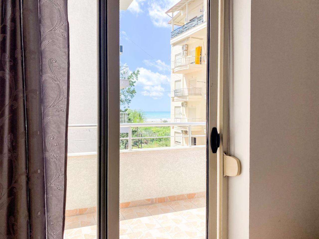 Lunasol Seaside Apartments Durrës Exterior foto